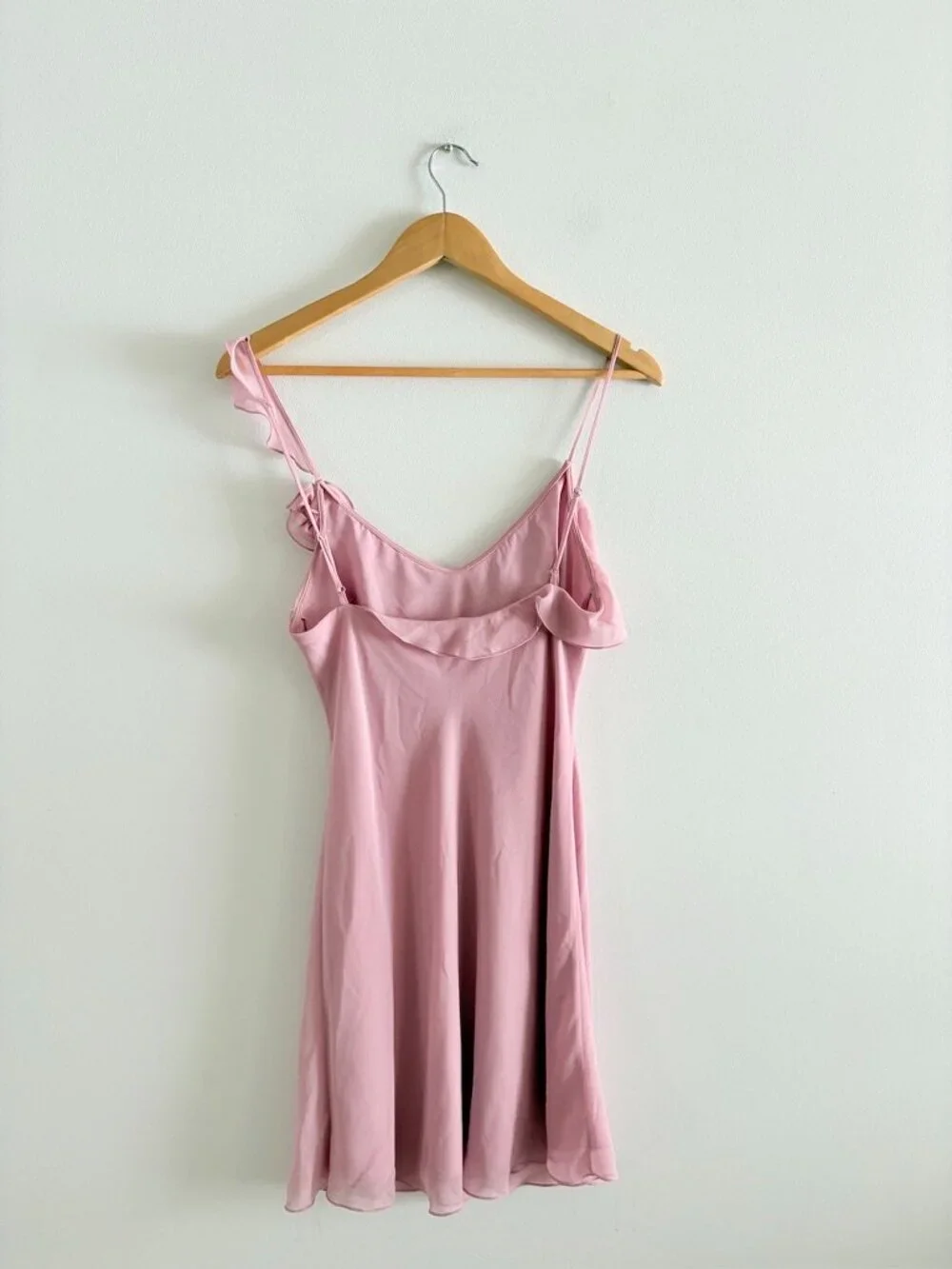Aritzia Wilfred Engage Chiffon Ruffled Mini Dress Opera Rose Pink Size Medium - Picture 5 of 7